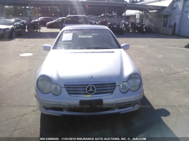 WDBRN40J83A395079 - 2003 MERCEDES-BENZ C 230K SPORT COUPE SILVER photo 6