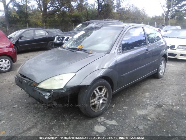 3FAFP31333R178317 - 2003 FORD FOCUS ZX3 GRAY photo 2