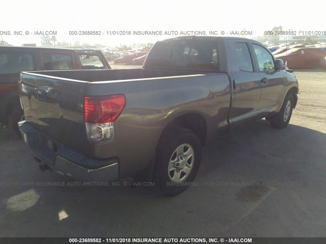 5TFUY5F12AX115389 - 2010 TOYOTA TUNDRA DOUBLE CAB SR5 GRAY photo 4