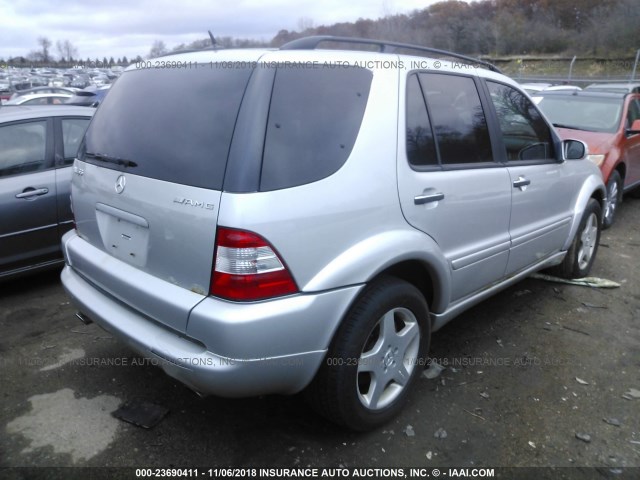 4JGAB74E22A301021 - 2002 MERCEDES-BENZ ML 55 SILVER photo 4