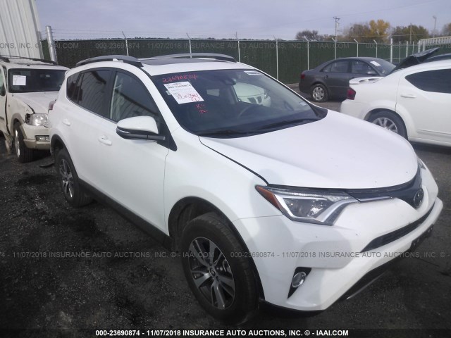 2T3WFREV5JW412185 - 2018 TOYOTA RAV4 ADVENTURE/XLE 白色 照片 1