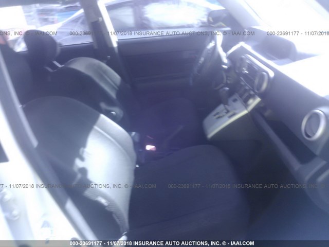 JTLKE50E181052833 - 2008 TOYOTA SCION XB თეთრი ფოტო 5