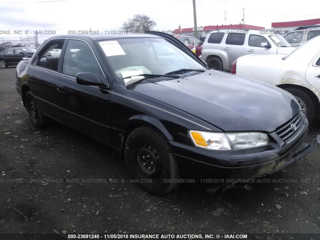 4T1BG22K0VU767566 - 1997 TOYOTA CAMRY CE/LE/XLE 黑色 照片 1