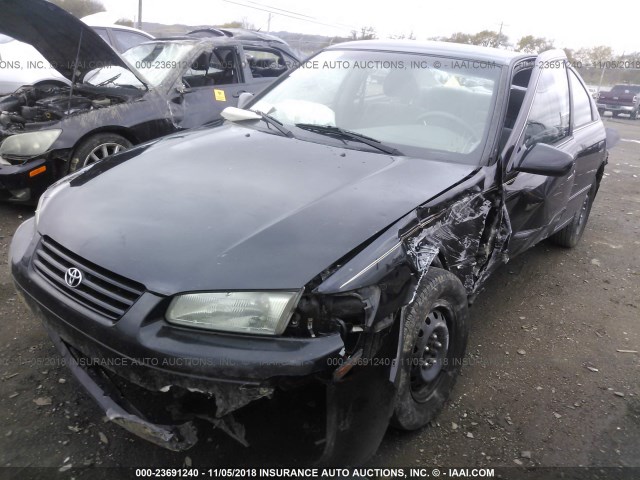 4T1BG22K0VU767566 - 1997 TOYOTA CAMRY CE/LE/XLE 黑色 照片 2