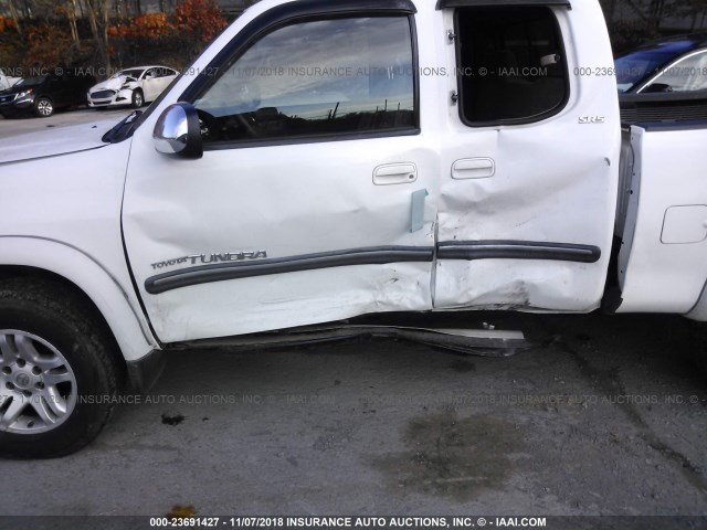 5TBBT44174S439783 - 2004 TOYOTA TUNDRA ACCESS CAB SR5 WHITE photo 6