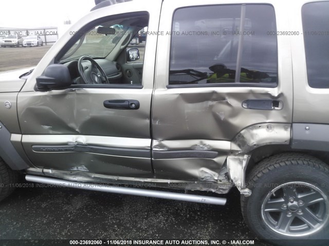 1J4GL38K35W709131 - 2005 JEEP LIBERTY RENEGADE GOLD photo 6