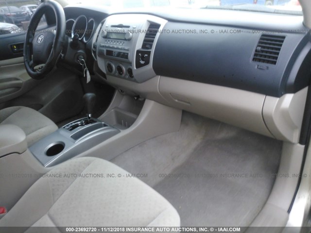 5TEUU42N25Z095920 - 2005 TOYOTA TACOMA ACCESS CAB ოქროსფერი ფოტო 5