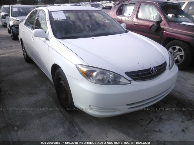 4T1BE32K42U047842 - 2002 TOYOTA CAMRY LE/XLE/SE Beyaz fotoğraf 1