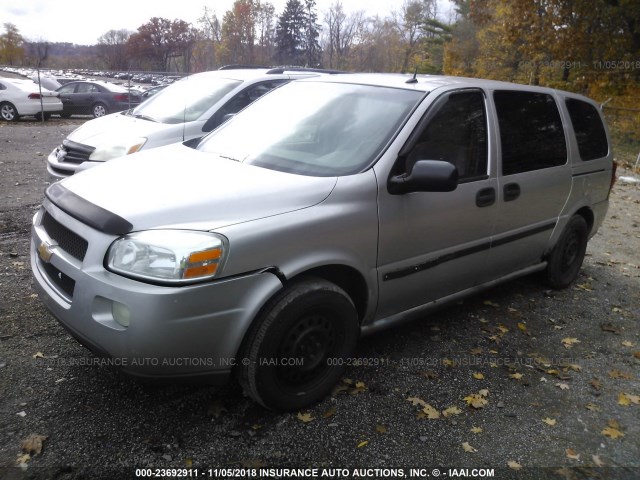 1GNDV03L55D251659 - 2005 CHEVROLET UPLANDER SILVER photo 2