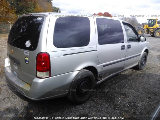 1GNDV03L55D251659 - 2005 CHEVROLET UPLANDER SILVER photo 4