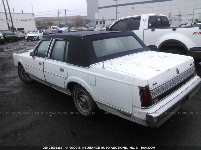 1LNBM81F2KY672690 - 1989 LINCOLN TOWN CAR WHITE photo 3