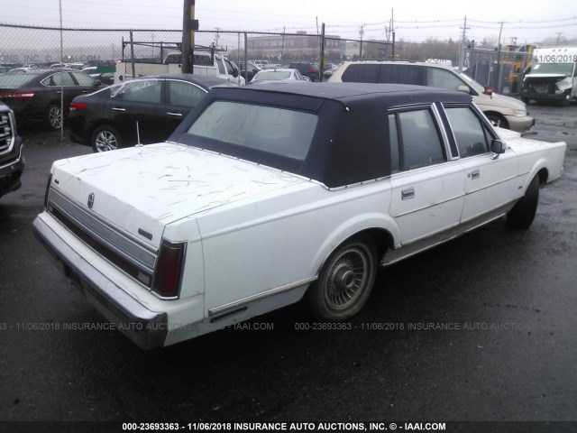 1LNBM81F2KY672690 - 1989 LINCOLN TOWN CAR WHITE photo 4