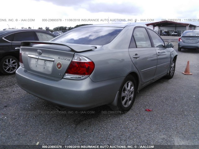 4T1BF30K05U613757 - 2005 TOYOTA CAMRY LE/XLE/SE GRAY photo 4