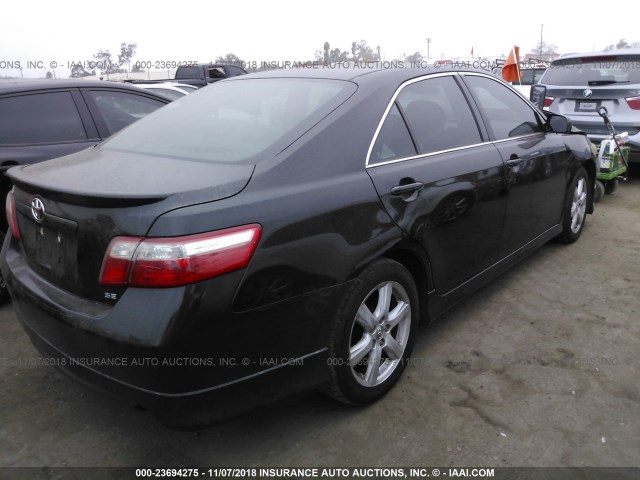 4T1BK46K27U526941 - 2007 TOYOTA CAMRY NEW GENERAT LE/XLE/SE BLACK photo 4