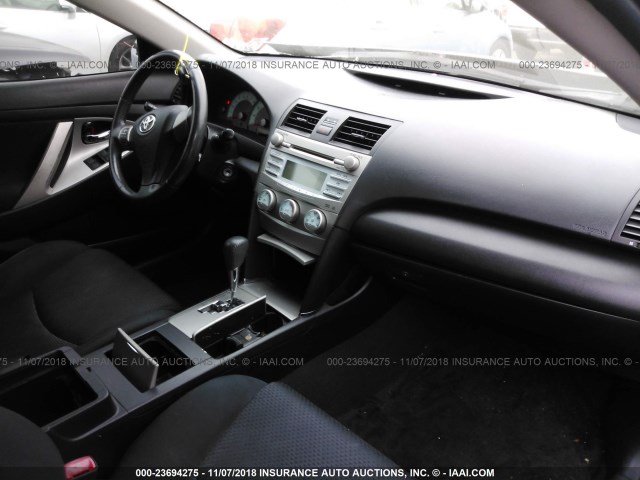 4T1BK46K27U526941 - 2007 TOYOTA CAMRY NEW GENERAT LE/XLE/SE BLACK photo 5