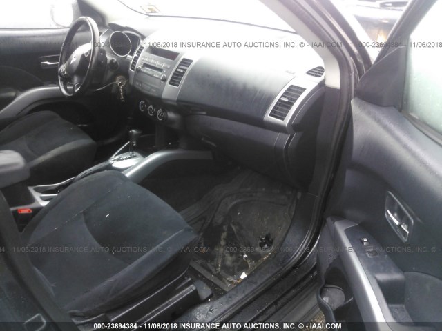 JA4LT21W39Z015923 - 2009 MITSUBISHI OUTLANDER ES შავი ფოტო 5