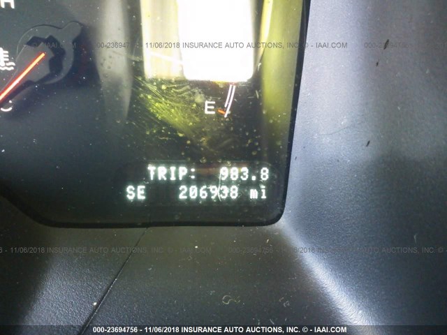 5LMFU27RX4LJ12414 - 2004 LINCOLN NAVIGATOR 黑色 照片 7