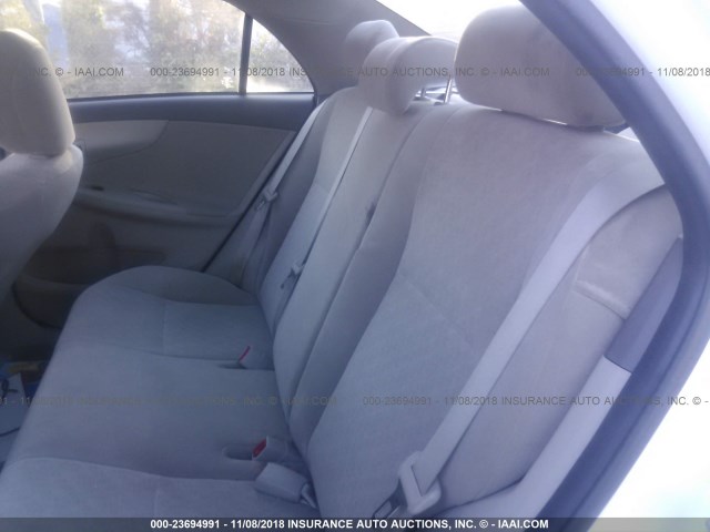 JTDBL40E499082827 - 2009 TOYOTA COROLLA LE/XLE WHITE photo 8