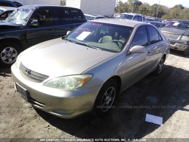 4T1BE32K32U028814 - 2002 TOYOTA CAMRY LE/XLE/SE GOLD photo 2