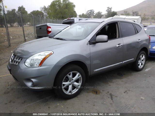 JN8AS5MT2BW183907 - 2011 NISSAN ROGUE S/SV/KROM SILVER photo 2