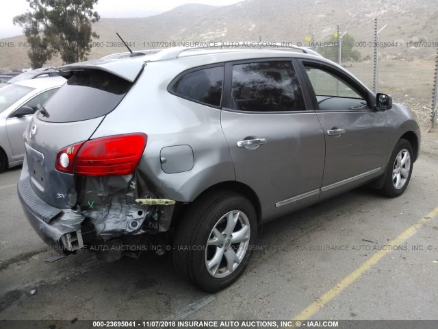 JN8AS5MT2BW183907 - 2011 NISSAN ROGUE S/SV/KROM SILVER photo 4