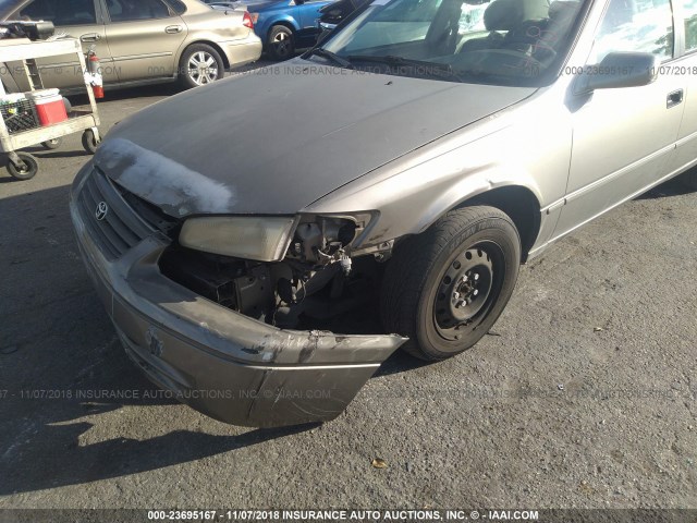 4T1BG22K6XU448241 - 1999 TOYOTA CAMRY CE/LE/XLE 香槟色 照片 6