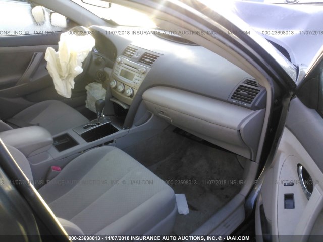JTNBE46K773071307 - 2007 TOYOTA CAMRY NEW GENERAT CE/LE/XLE/SE GRAY photo 5