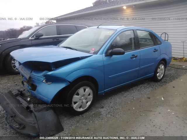 1FAHP34NX7W170742 - 2007 FORD FOCUS ZX4/S/SE/SES ლურჯი ფოტო 2