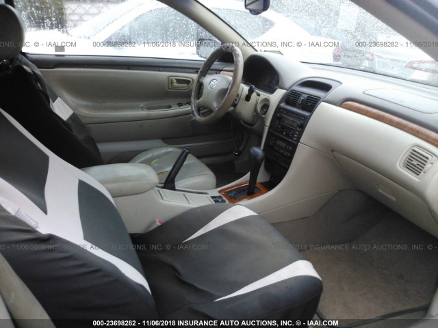 2T1FF28P72C575632 - 2002 TOYOTA CAMRY SOLARA SE/SLE შავი ფოტო 5