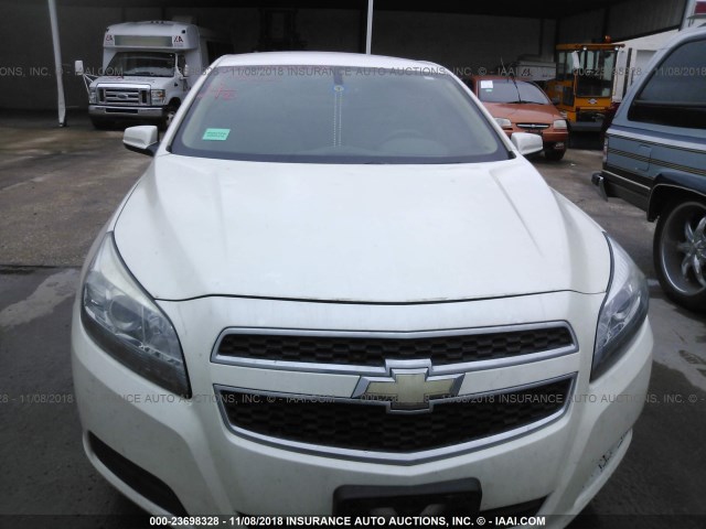 1G11D5RRXDF112758 - 2013 CHEVROLET MALIBU 1LT WHITE photo 6