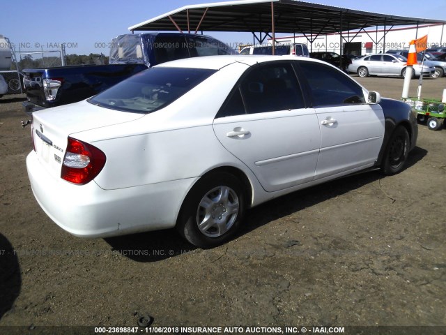 4T1BE32K14U279012 - 2004 TOYOTA CAMRY LE/XLE/SE WHITE photo 4