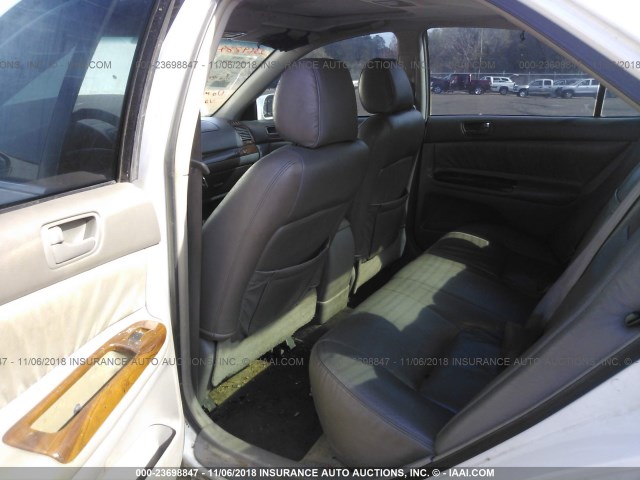4T1BE32K14U279012 - 2004 TOYOTA CAMRY LE/XLE/SE WHITE photo 8