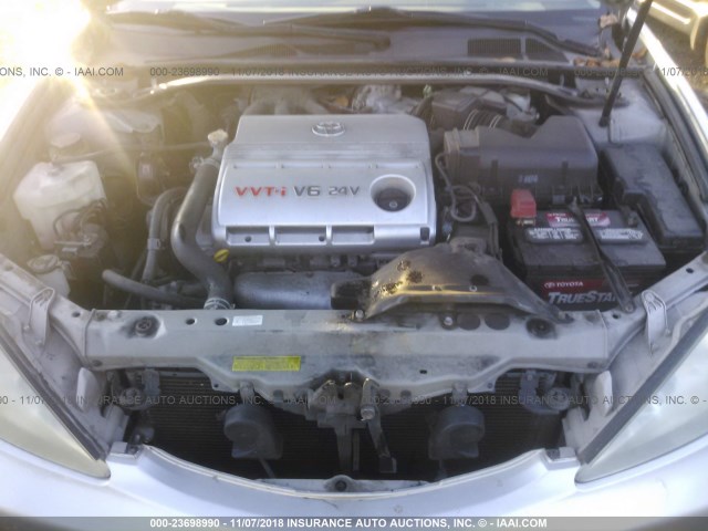 4T1BF32K04U587723 - 2004 TOYOTA CAMRY LE/XLE/SE SILVER photo 10