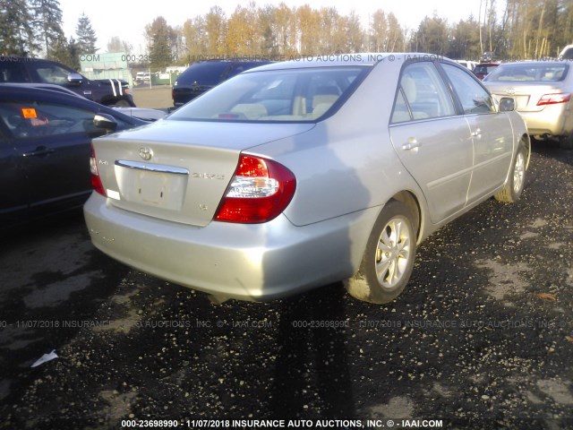 4T1BF32K04U587723 - 2004 TOYOTA CAMRY LE/XLE/SE SILVER photo 4