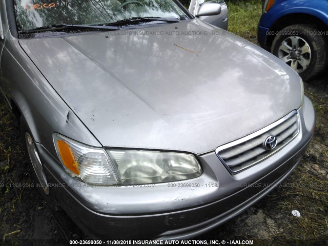 4T1BG22K0YU656259 - 2000 TOYOTA CAMRY CE/LE/XLE 棕色 照片 6