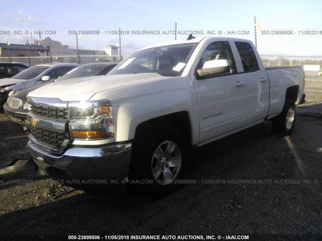 1GCRCREC7JZ359459 - 2018 CHEVROLET SILVERADO C1500 LT WHITE photo 2