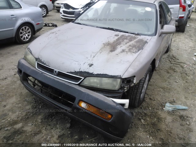 1HGCD5658TA146793 - 1996 HONDA ACCORD EX/EX-R TAN photo 6