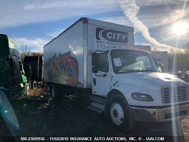 1FVACWDC05HV30226 - 2005 FREIGHTLINER M2 106 MEDIUM DUTY WHITE photo 1