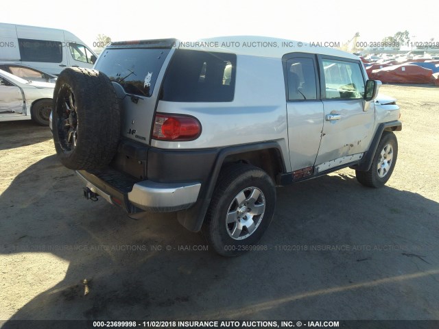 JTEBU11F48K051602 - 2008 TOYOTA FJ CRUISER SILVER photo 4