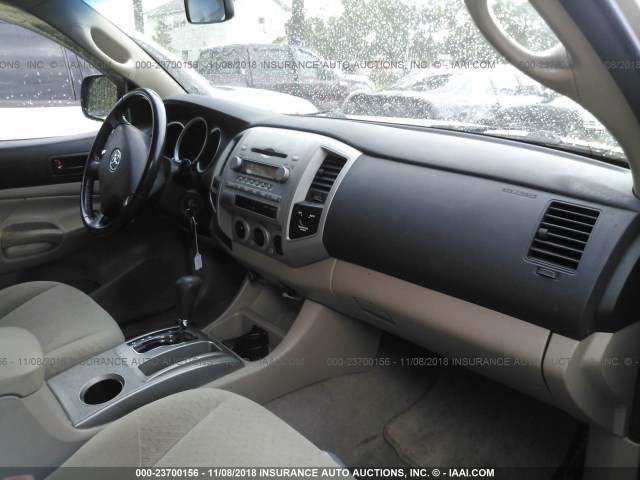 5TEUU42N05Z054704 - 2005 TOYOTA TACOMA ACCESS CAB ბეჟი ფოტო 5