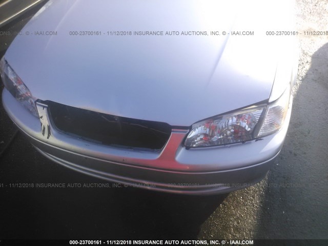 JT2BF22K6Y0247769 - 2000 TOYOTA CAMRY CE/LE/XLE ვერცხლისფერი ფოტო 6