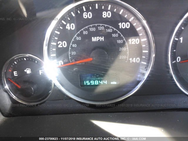 1J8HG48KX6C356841 - 2006 JEEP COMMANDER GRAY photo 7