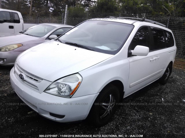 KNDMB233466018147 - 2006 KIA SEDONA EX/LX WHITE photo 2