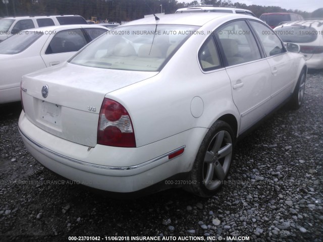 WVWRH63B03P437556 - 2003 VOLKSWAGEN PASSAT GLX WHITE photo 4