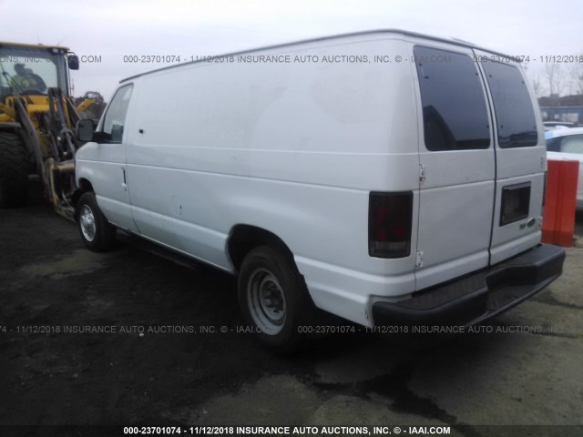 1FTNE1EL2CDA19548 - 2012 FORD ECONOLINE E150 VAN WHITE photo 3