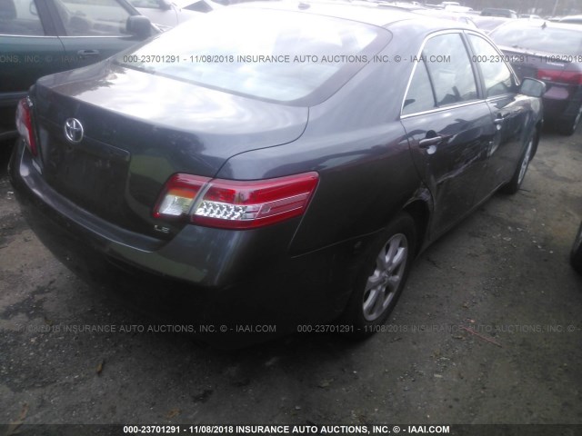 4T1BF3EK7AU546528 - 2010 TOYOTA CAMRY SE/LE/XLE GRAY photo 4