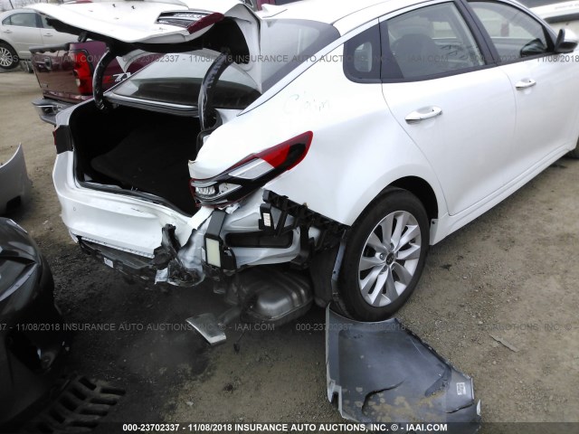 5XXGT4L32JG233056 - 2018 KIA OPTIMA LX/S WHITE photo 6