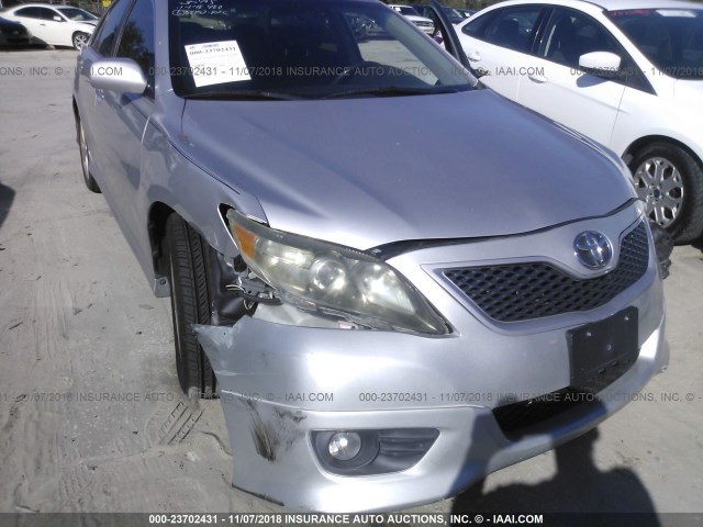 4T1BF3EK5AU073180 - 2010 TOYOTA CAMRY SE/LE/XLE SILVER photo 6