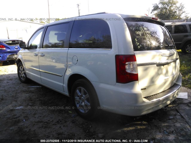 2C4RC1BG2CR185807 - 2012 CHRYSLER TOWN & COUNTRY TOURING WHITE photo 3