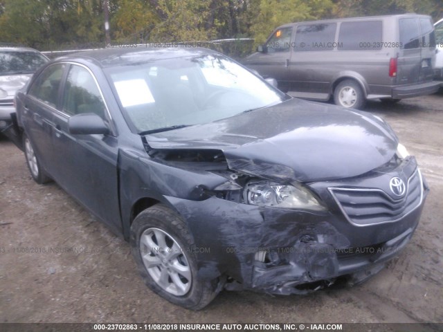 4T1BF3EK4AU102801 - 2010 TOYOTA CAMRY SE/LE/XLE GRAY photo 1